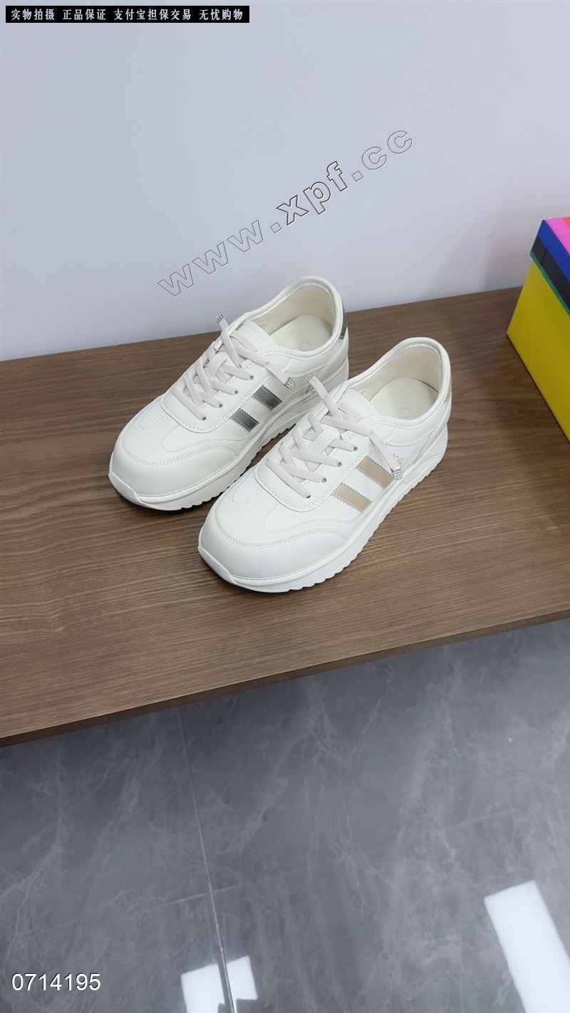 时尚小白鞋休闲鞋