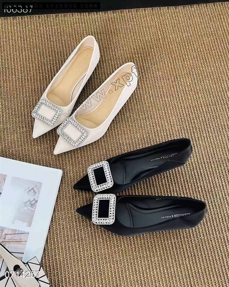 新款浅口小单鞋