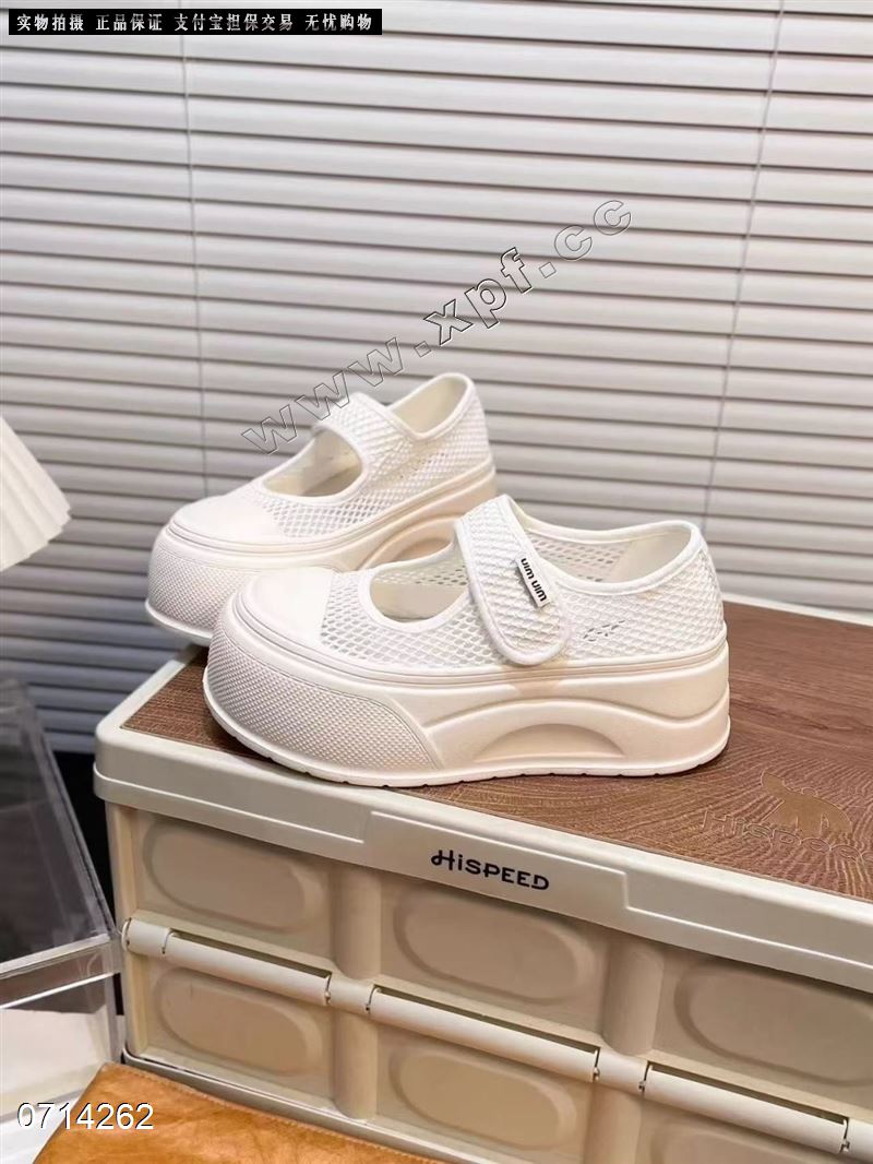 时尚厚底休闲鞋58-35