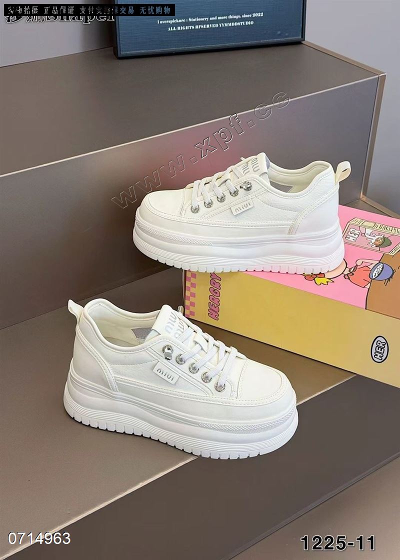 时尚休闲鞋1225-11