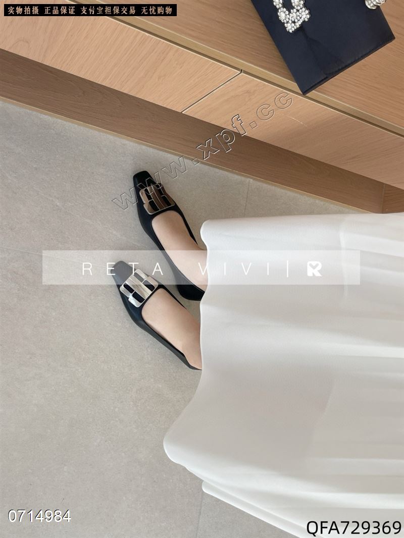 𝐑𝐄𝐓𝐀 𝐕𝐈𝐕𝐈  729369