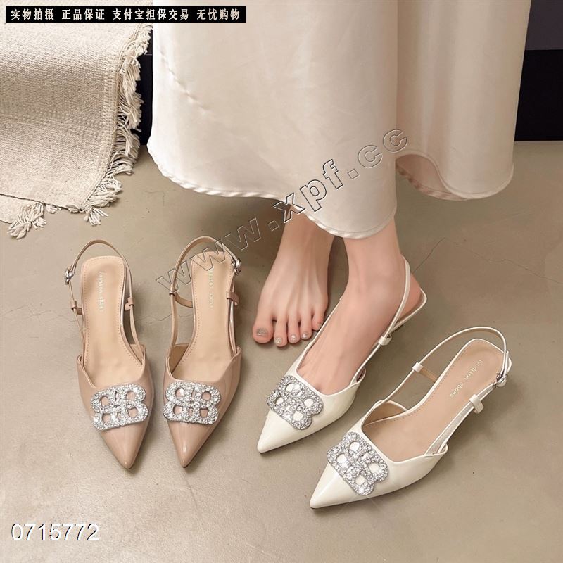 新款包头后空女凉鞋3921