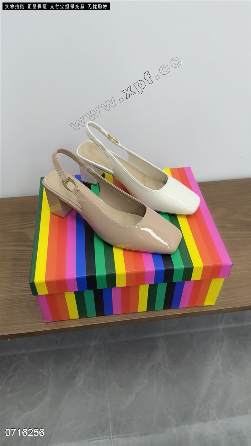 包头后空女凉鞋