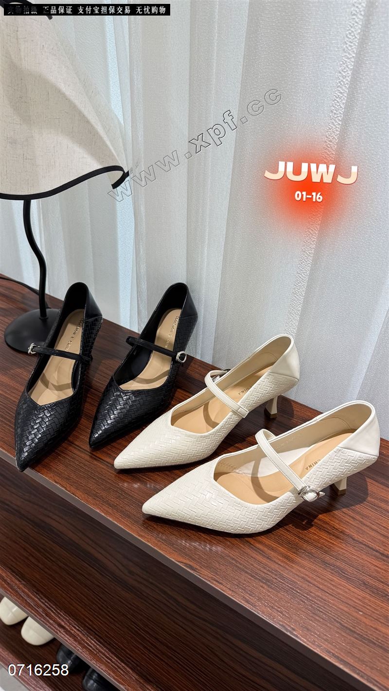 时尚单鞋  黑5667777999米66677888999秒杀