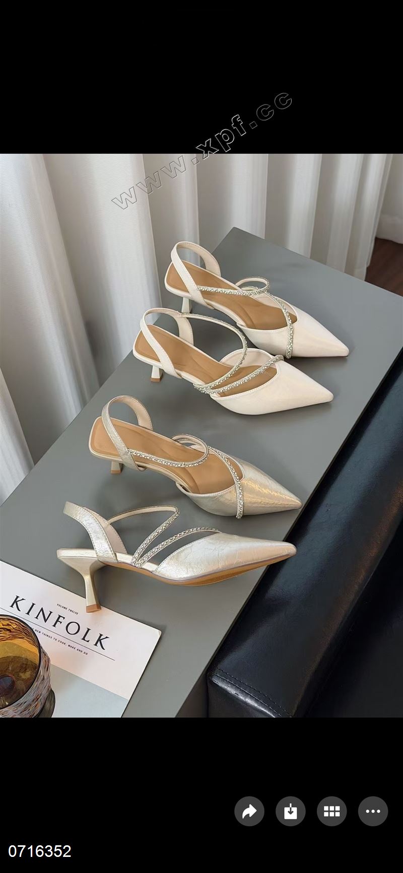 包头后空女凉鞋