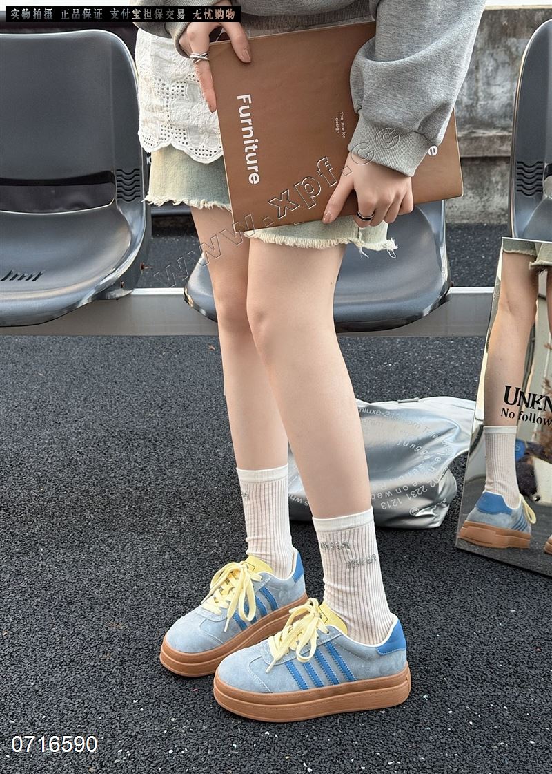 时尚休闲鞋207-5