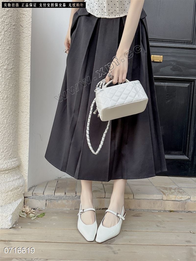 包头后空女凉鞋