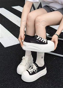 新款厚底休闲鞋
