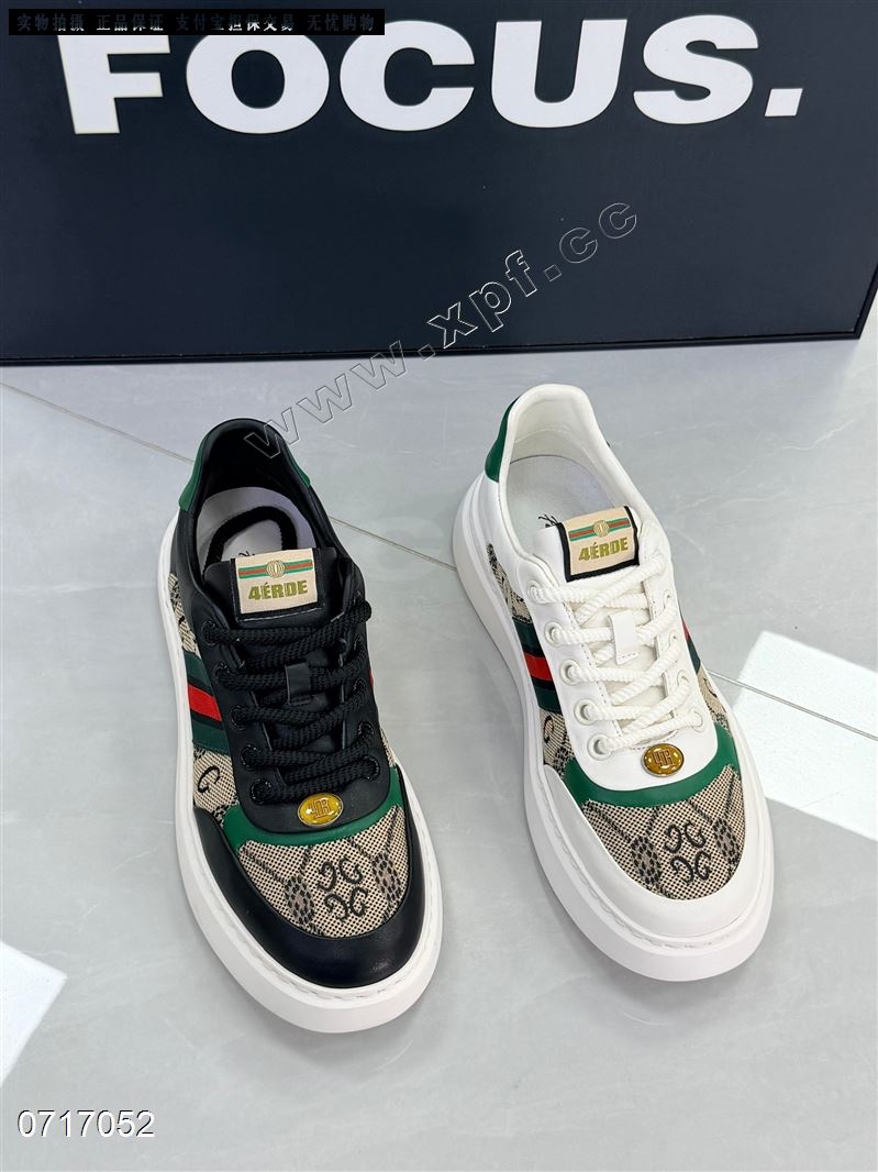 飞鸵991208  黑色9-2+0 白色8-1