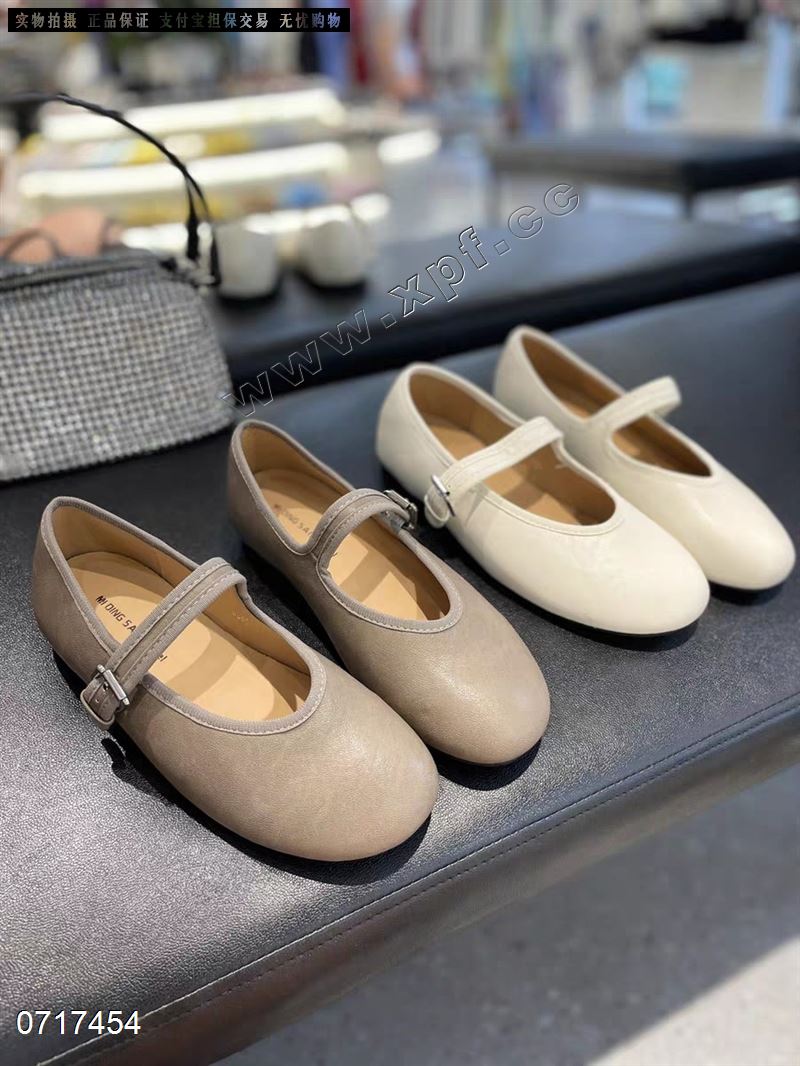 AM  701  米35-39 灰色5666666899