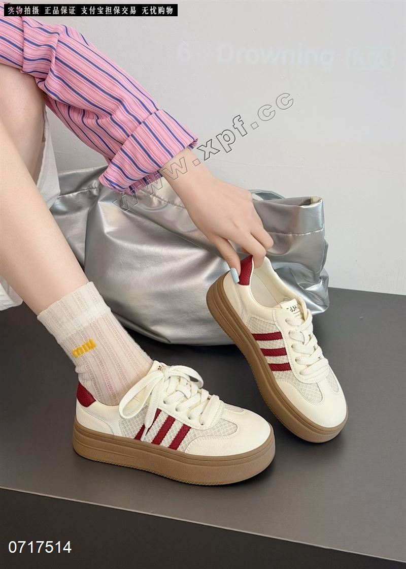 单网厚底小白鞋