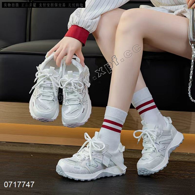 新款透网阿甘鞋5528-1