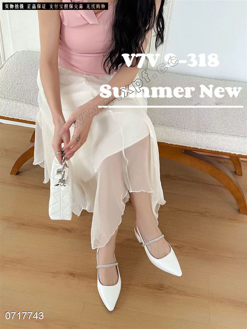 包头后空女凉鞋