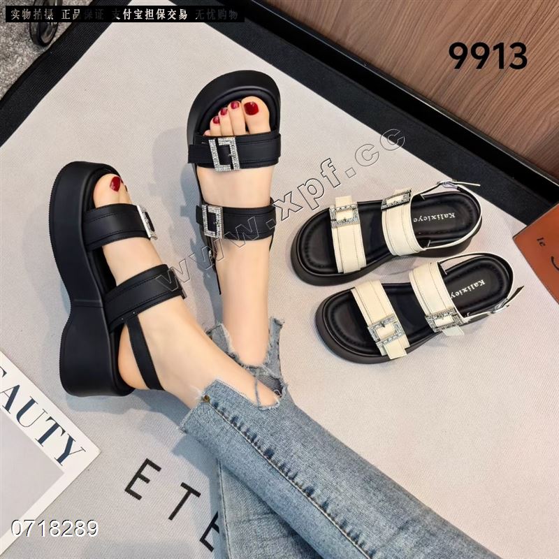 时尚凉鞋9913