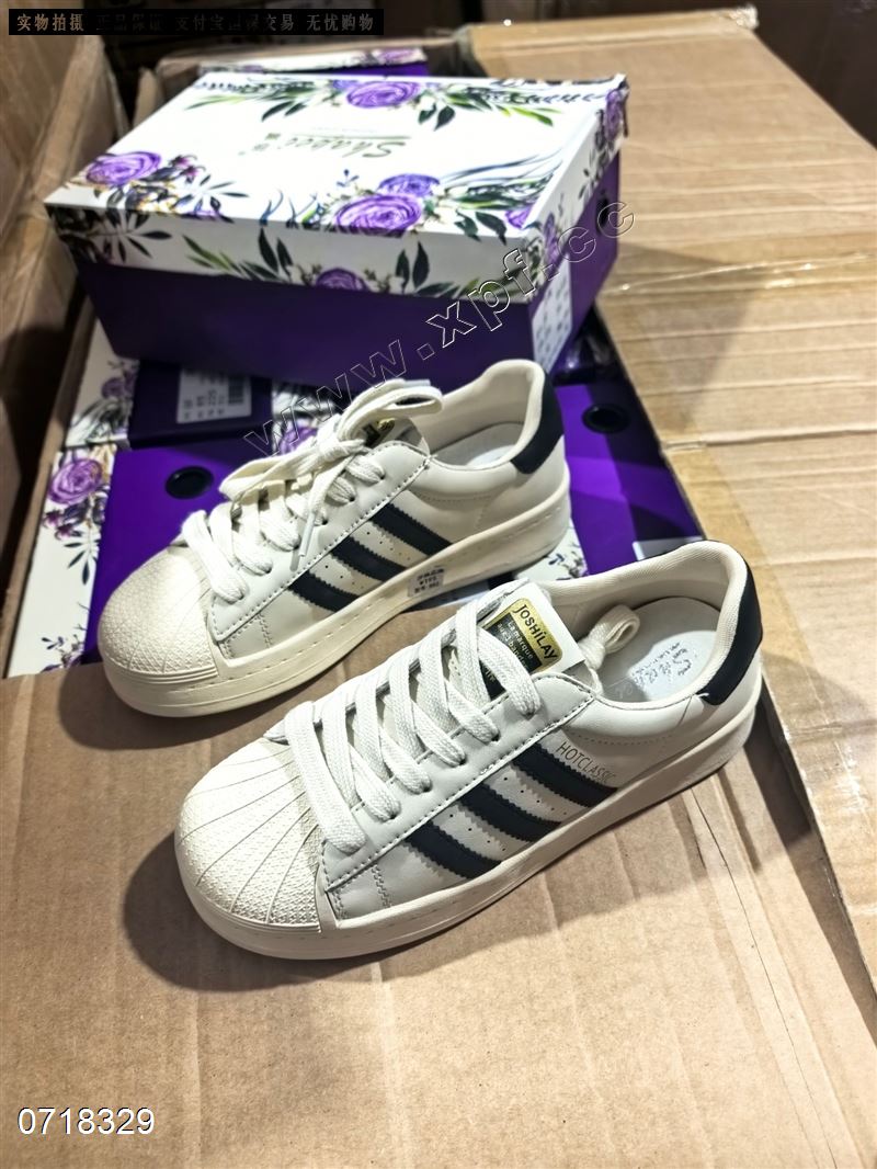 时尚休闲鞋882  大厂家剩55668899清货