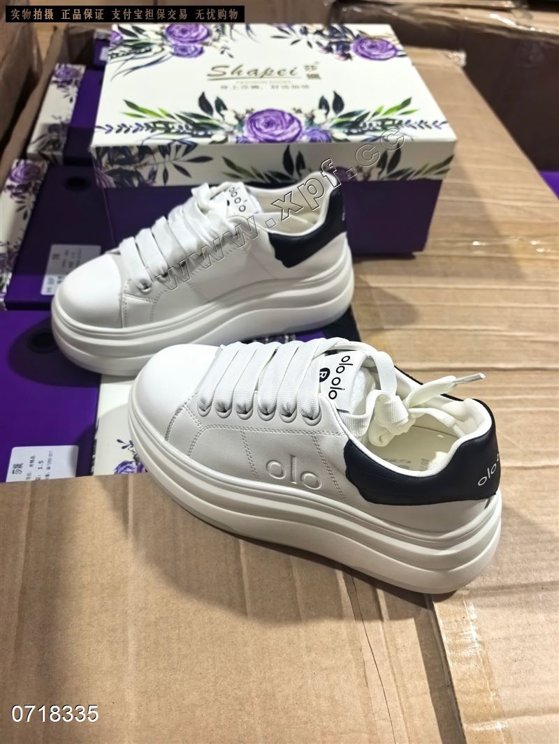 时尚休闲鞋85121  剩44455清货