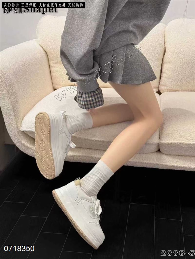 时尚休闲鞋2688-5