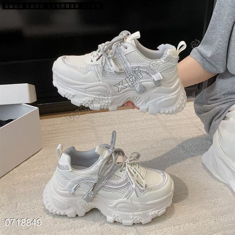 新款厚底透网休闲鞋2659