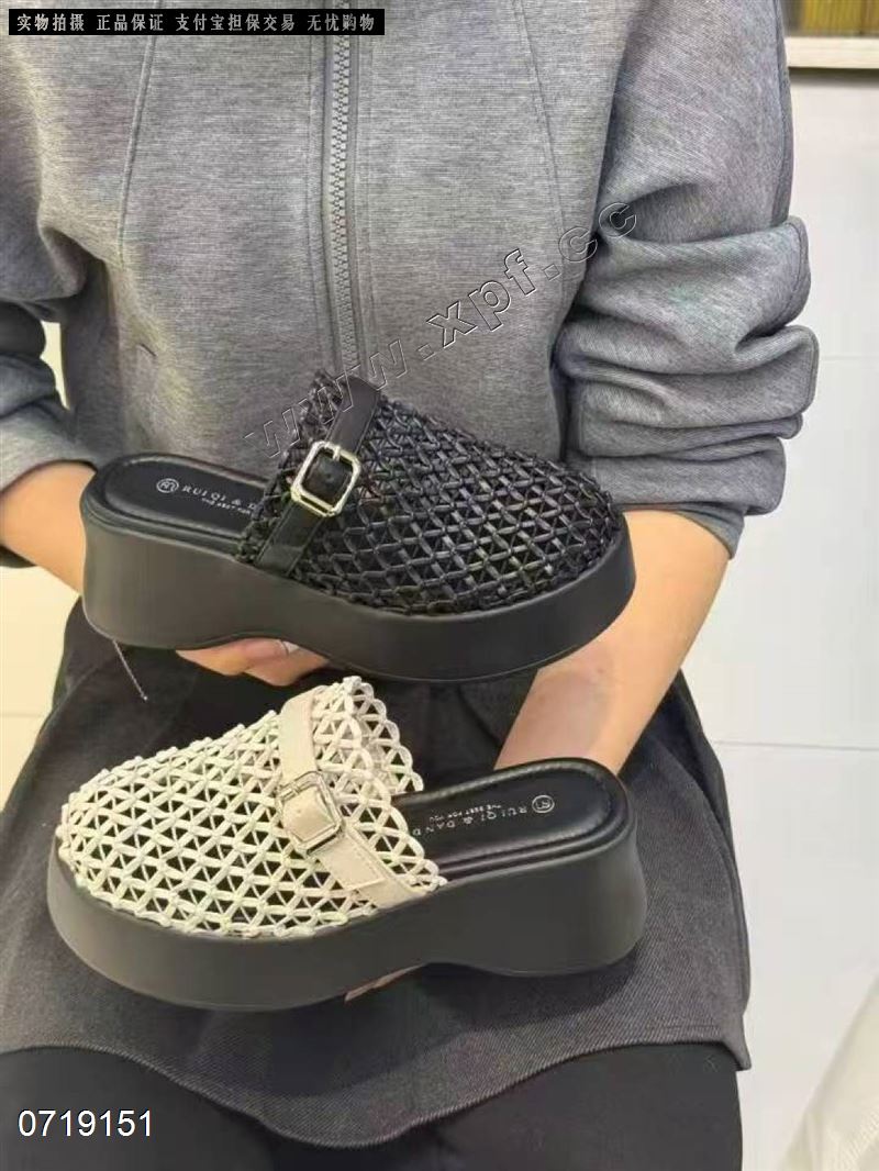 新款厚底包头拖鞋16789