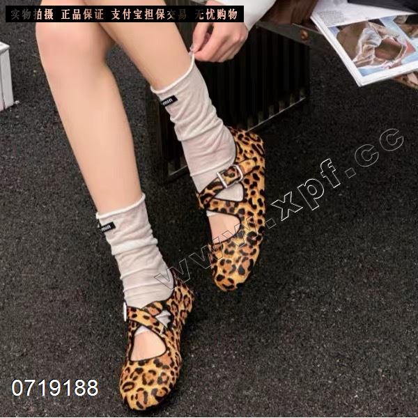 新款真皮马毛浅口单鞋2606