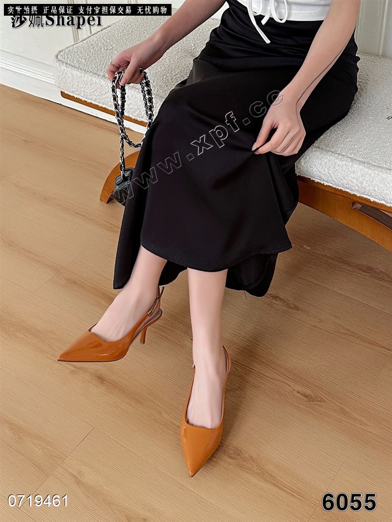 包头后空女凉鞋6055