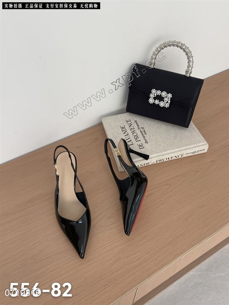 包头后空女凉鞋556-82