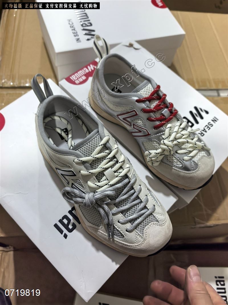 时尚休闲鞋611133