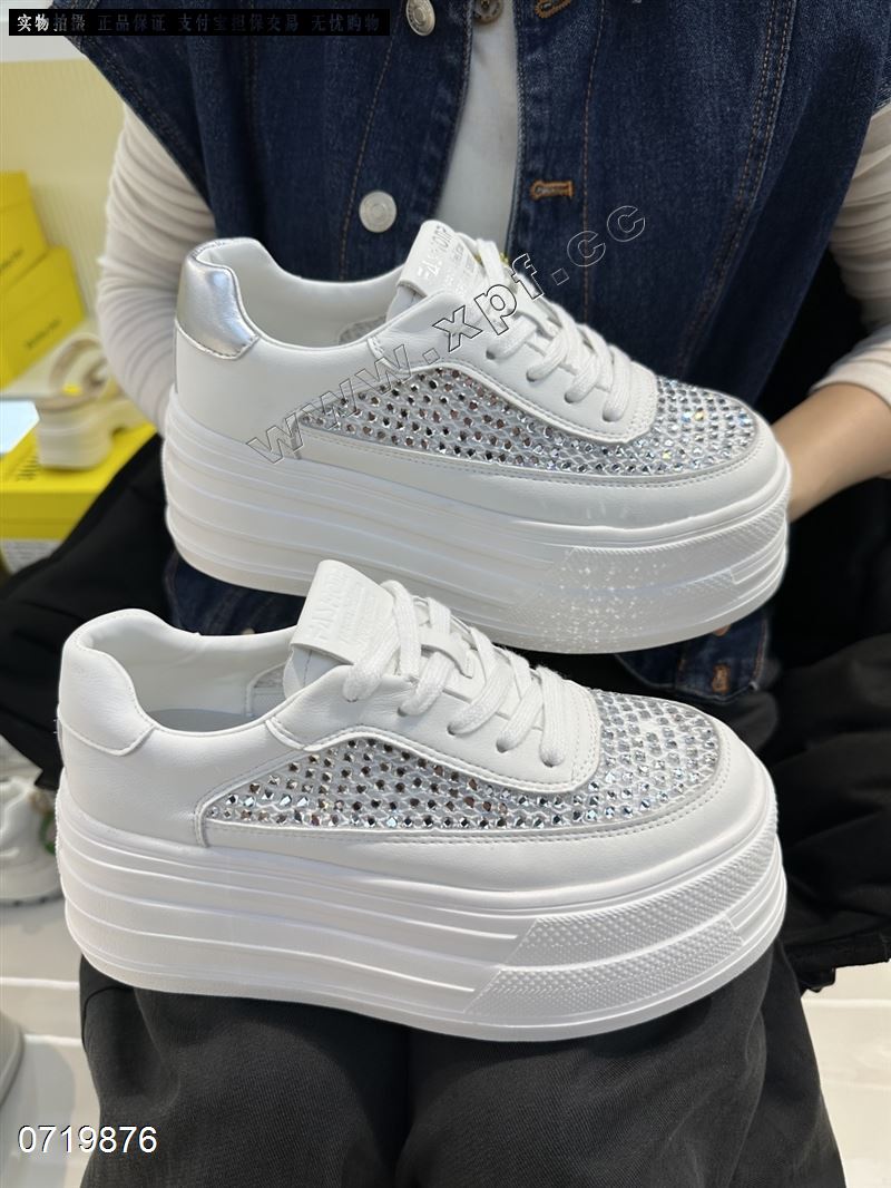 新款厚底休闲鞋2622