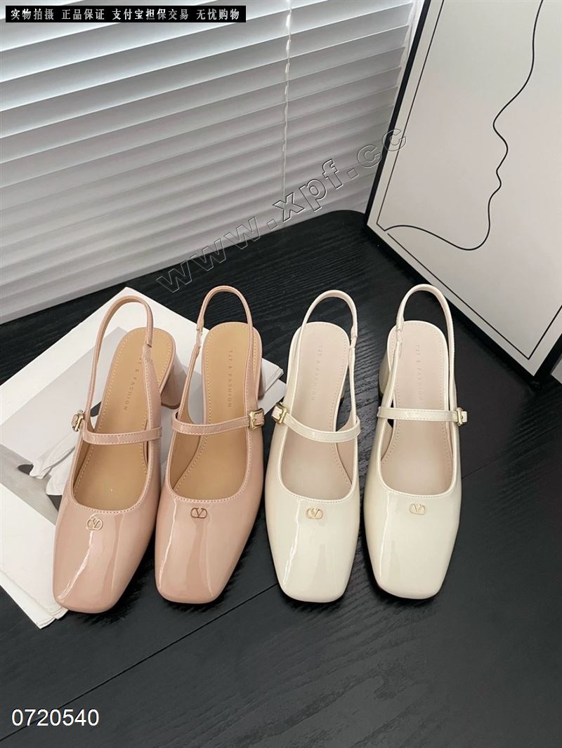 包头后空女凉鞋9187