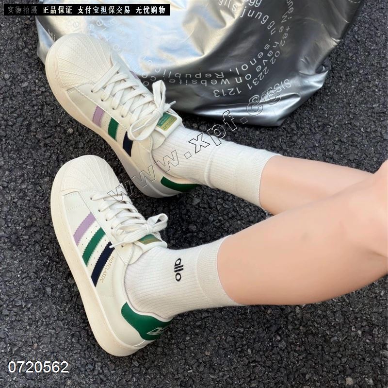 米步秀 96037   黑 560、绿 590