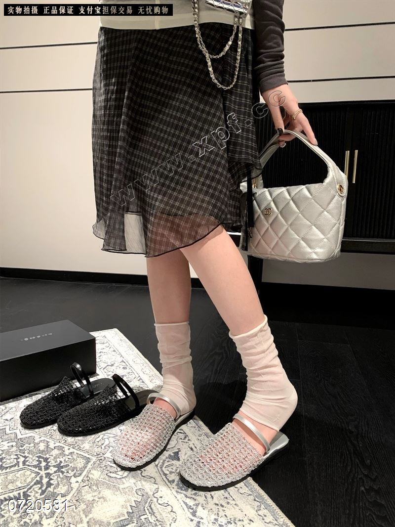 米步秀88-12    配码：黑 5-0 银 5 6