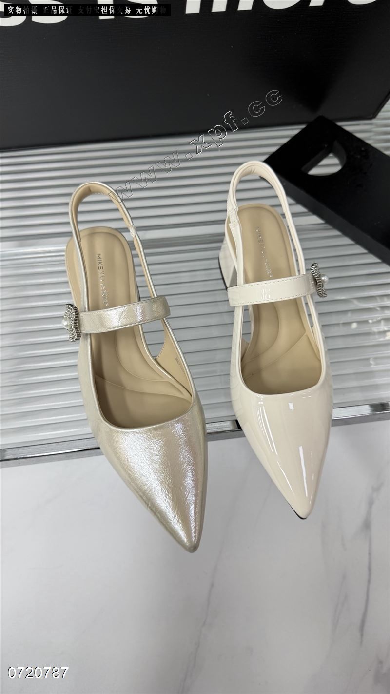 包头后空女凉鞋2257