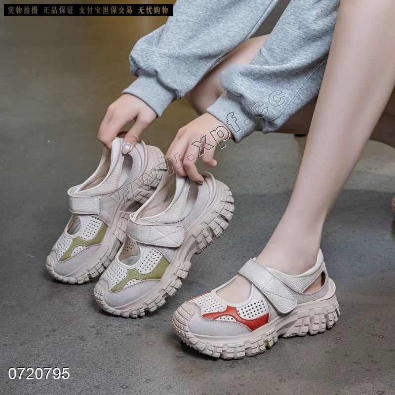 新款头 层牛皮休闲鞋9573