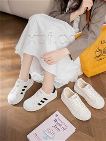 新款头层牛皮休闲鞋9979