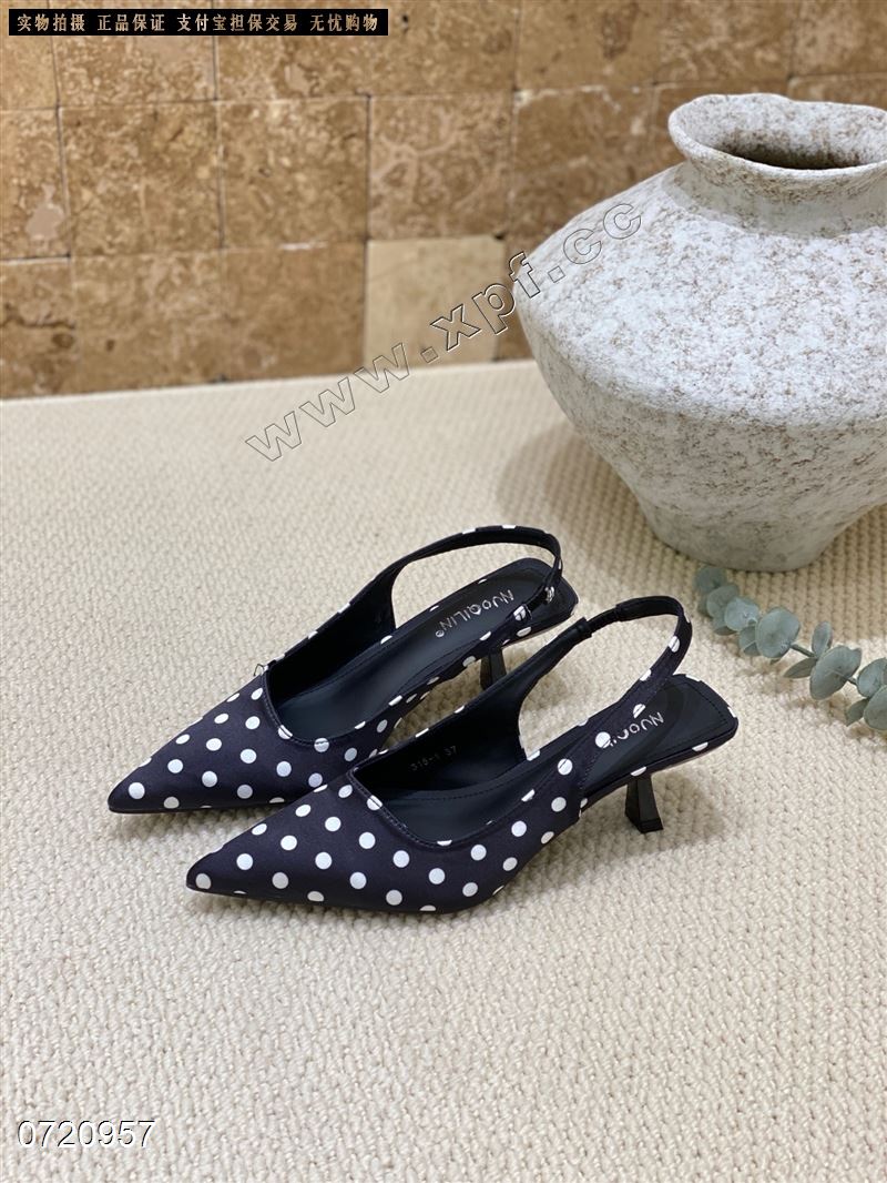 包头后空女凉鞋315-1