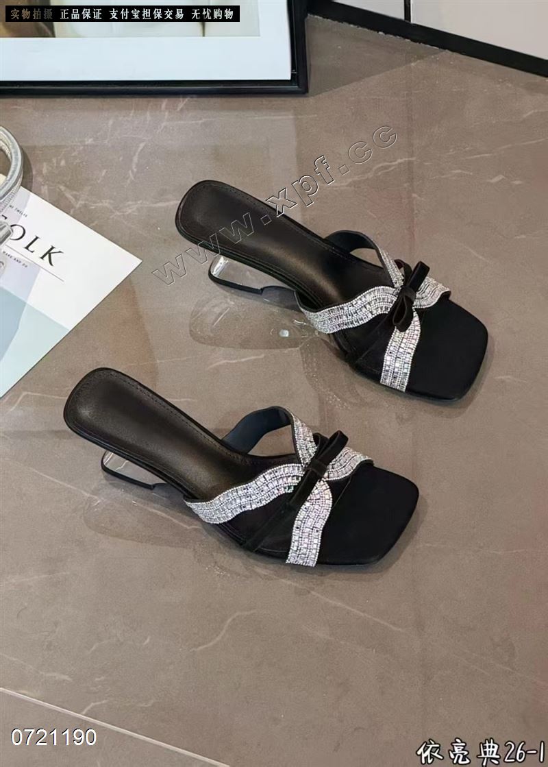 时尚拖鞋26-1