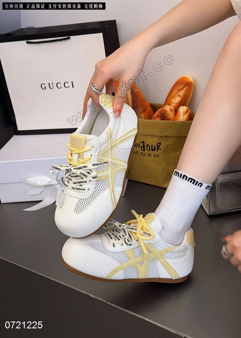 百莉萱 601  黄 6-0、银 0