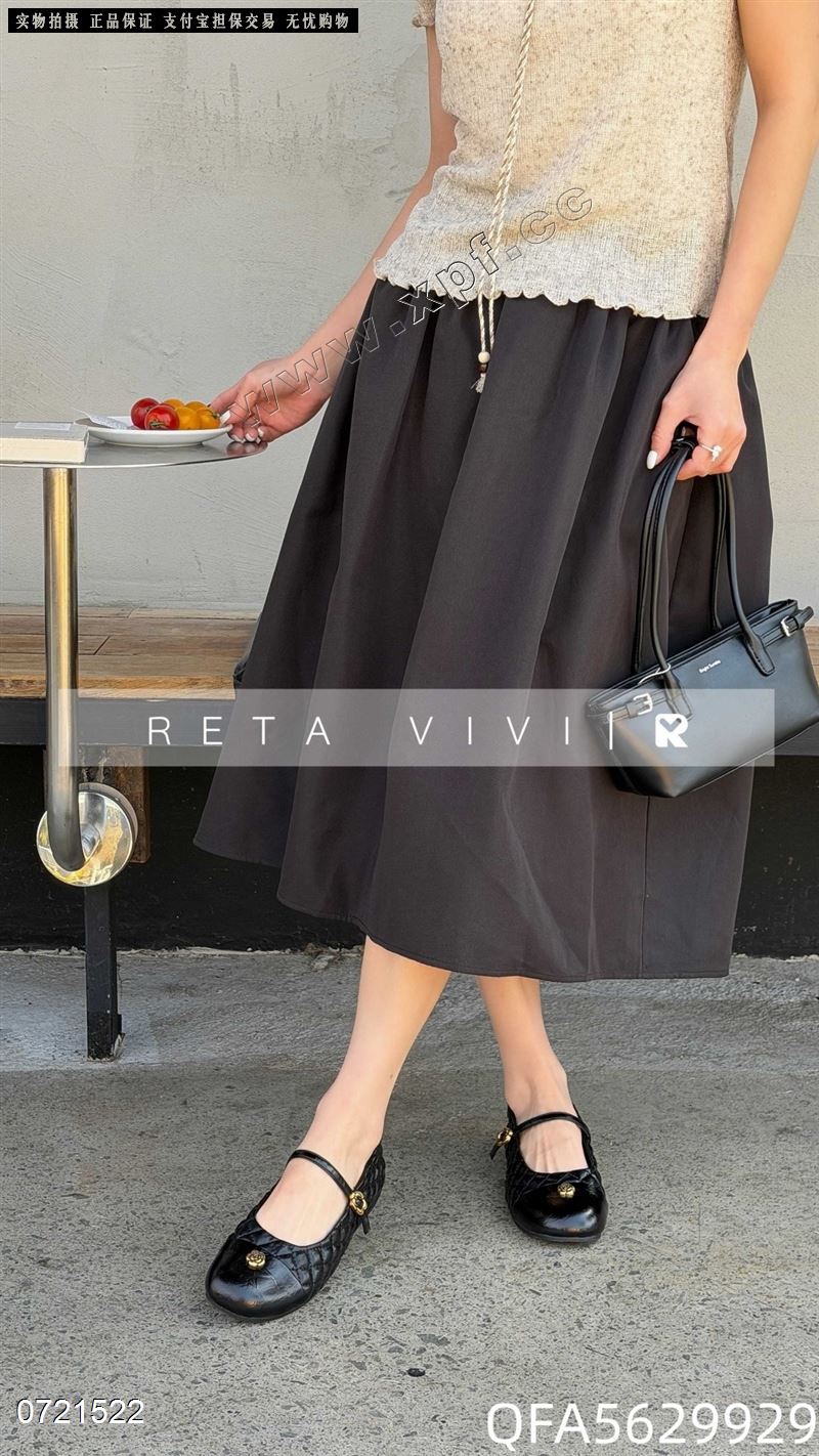 𝐑𝐄𝐓𝐀 𝐕𝐈𝐕𝐈  5629929