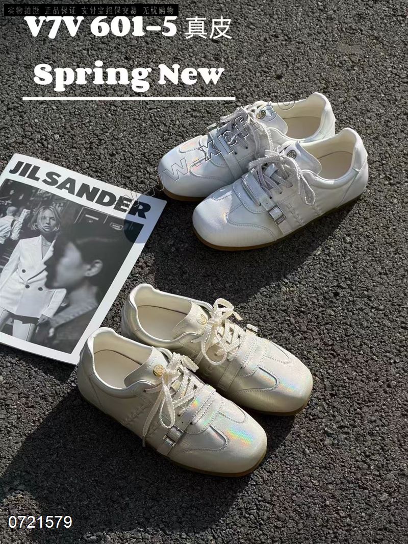 时尚休闲鞋601-5