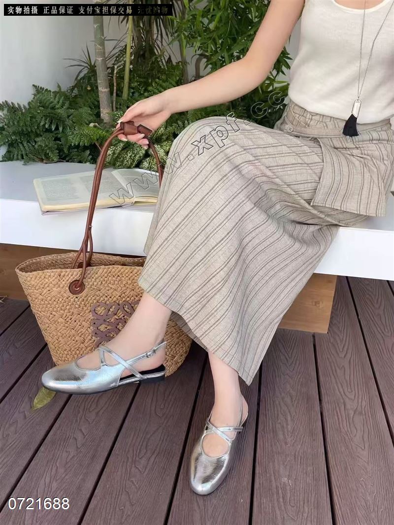 包头后空女凉鞋2602-1