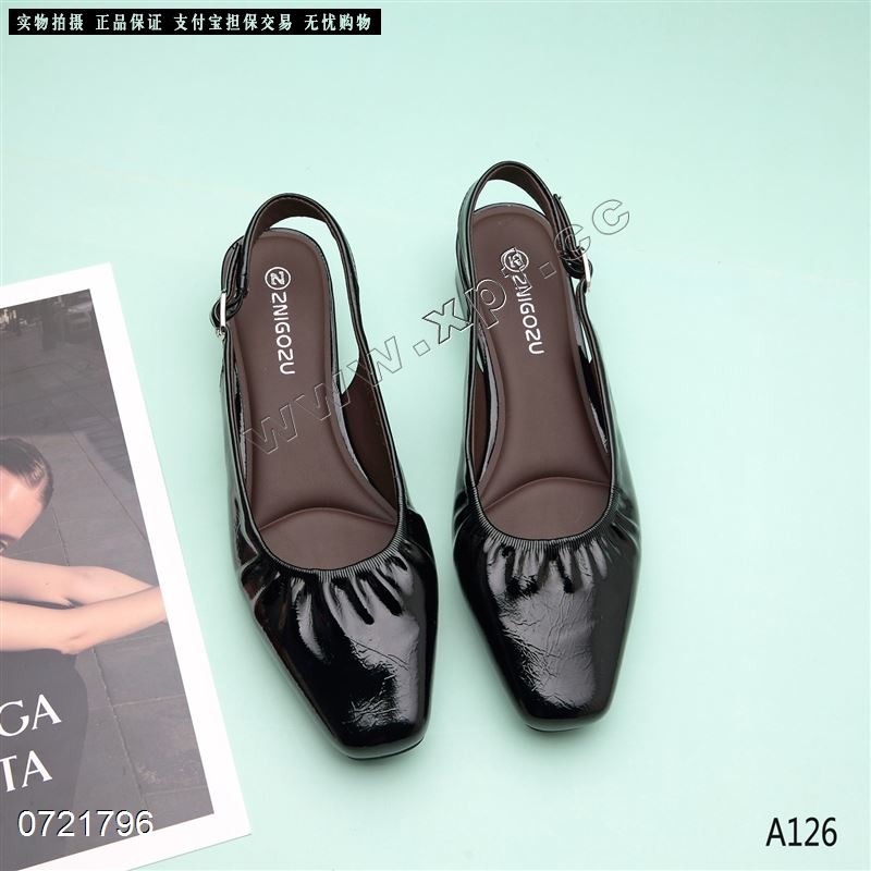 包头后空女凉鞋126