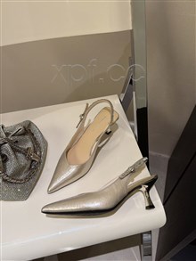 包头后空女凉鞋5553