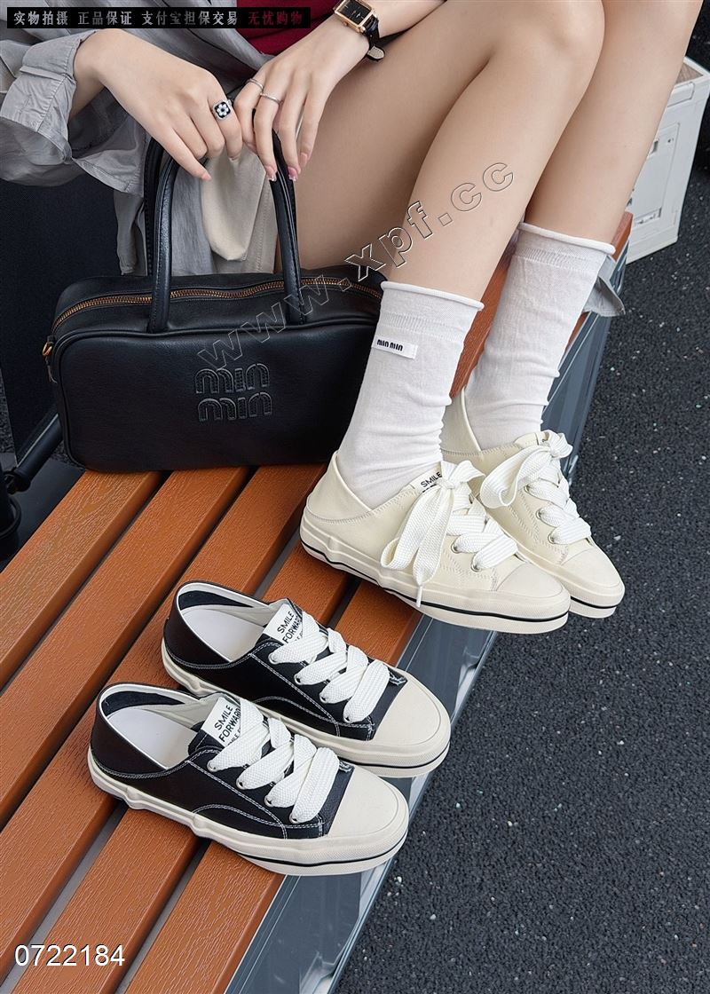 新款擦色做旧工艺一脚蹬两穿懒人小白鞋SA9300