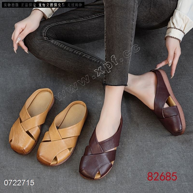 新款头层牛皮包头拖鞋82685