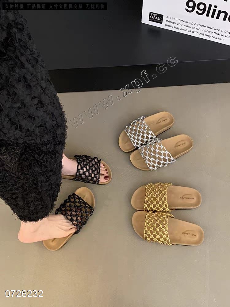 滨莉小姐