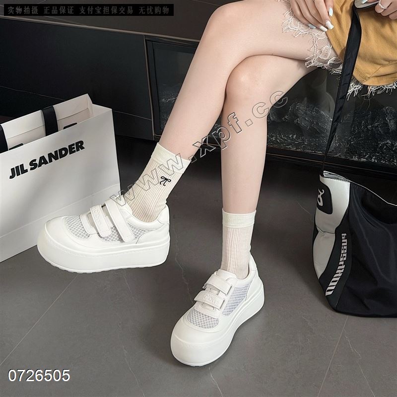 她菲娅 5602