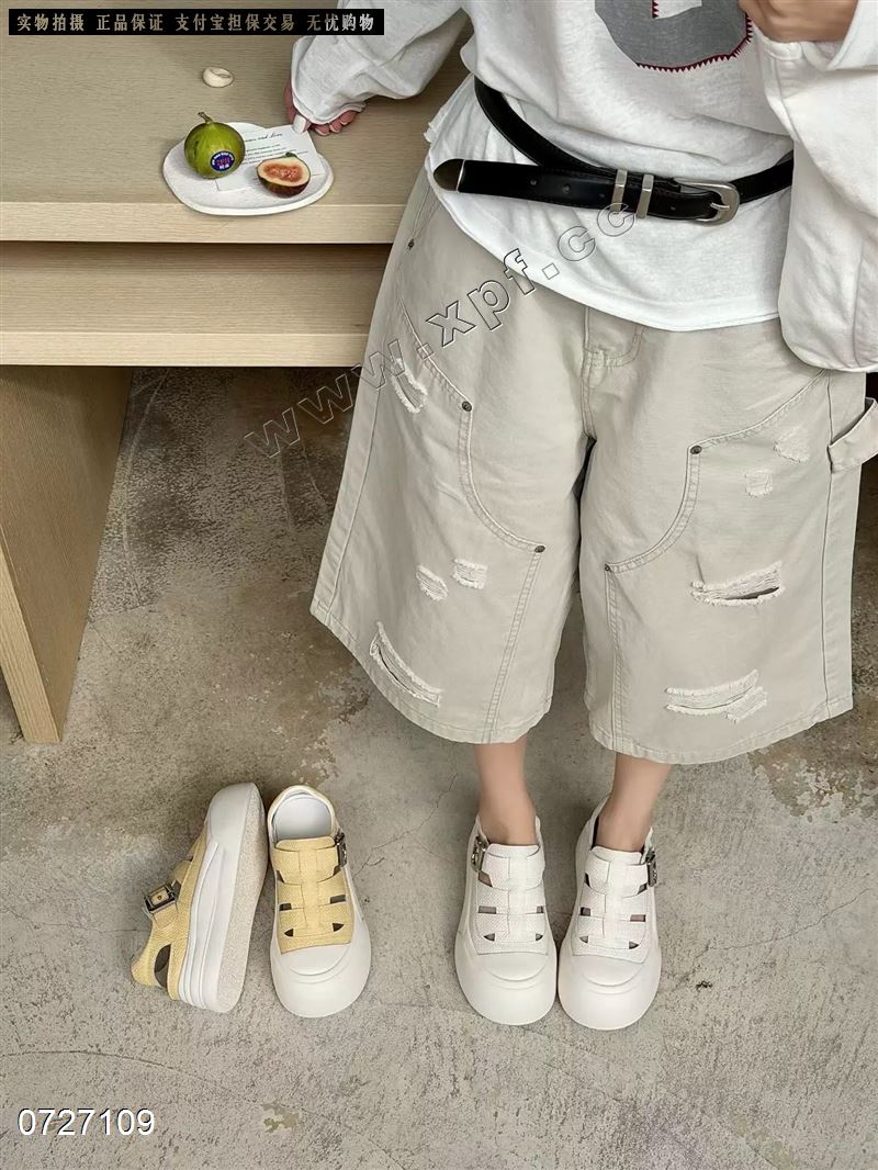 百莉萱