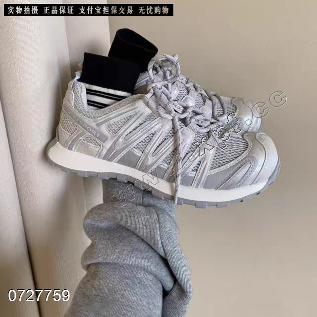 时尚休闲鞋561-6876