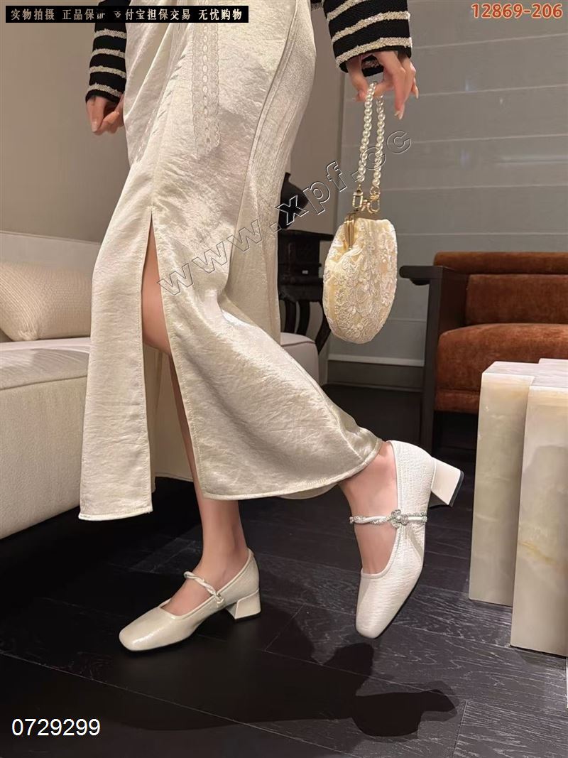 菩姿
