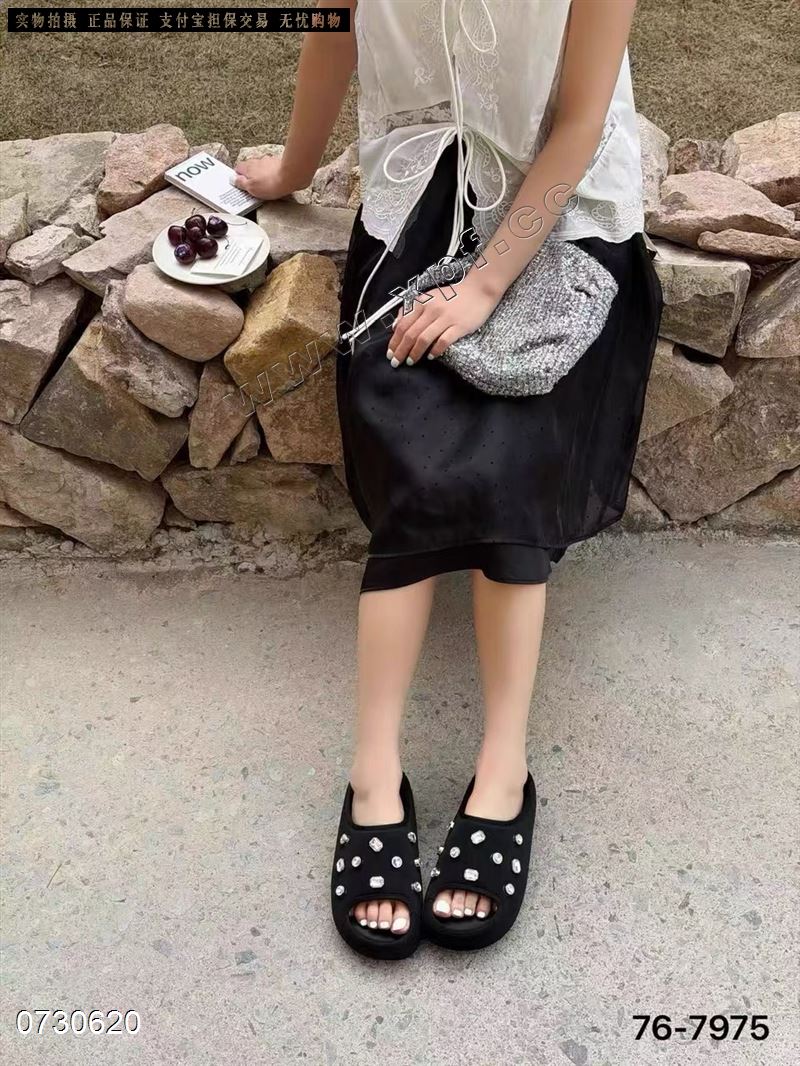 安妮黑豹7975